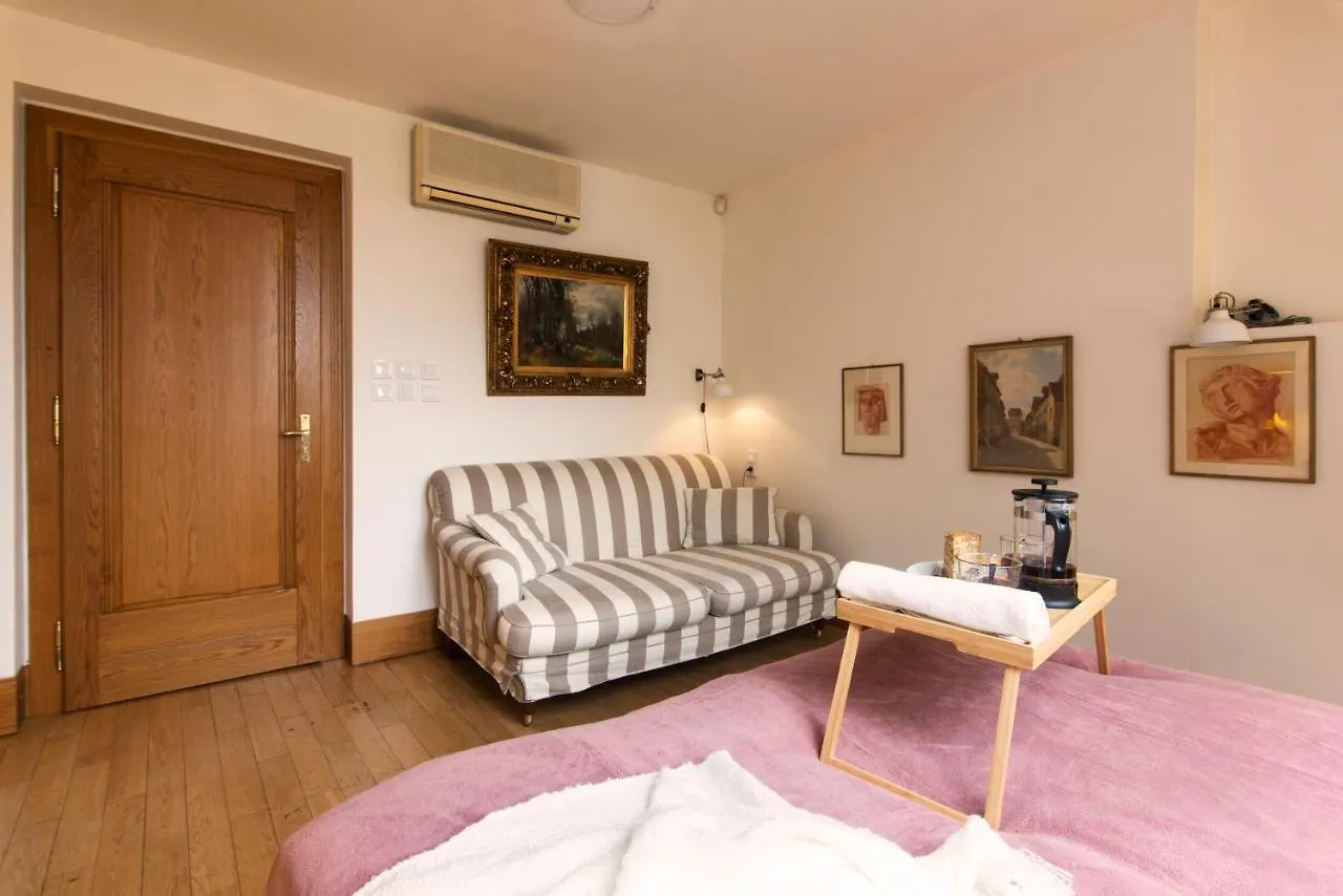 Billionaires Club Loft Sauna City Center Praha 0*,  Česká republika